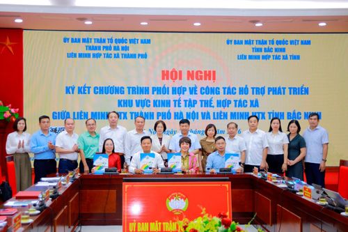 Các hợp tác xã và doanh nghiệp của Hà Nội và Bắc Ninh ký kết biên bản ghi nhớ liên kết, hỗ trợ phân phối, tiêu thụ sản phẩm.