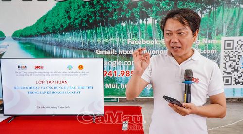 Ông Nguyễn Thanh Hiền, cán bộ quản lý nghiên cứu của Trung tâm Phát triển nông thôn bền vững (SRD), chia sẻ về ý nghĩa của việc ứng dụng thông tin dự báo thời tiết trong thích ứng với biến đổi khí hậu và phát triển sinh kế bền vững.