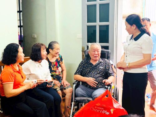 Thăm hỏi, tri ân gia đình người có công – nghĩa cử góp phần gìn giữ và lan tỏa đạo lý "Đền ơn đáp nghĩa".