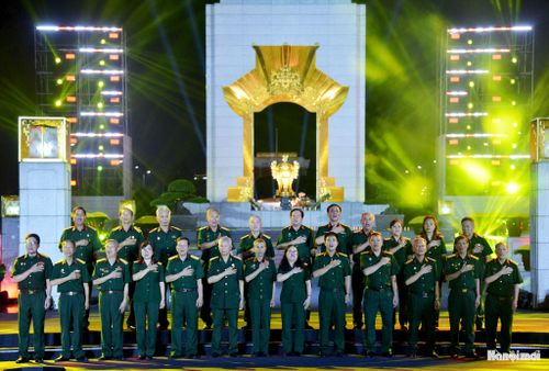 Cầu truyền hình "Sao sáng dẫn đường" sẽ được truyền hình trực tiếp lúc 19h30 ngày 26-7 trên kênh VTV1.