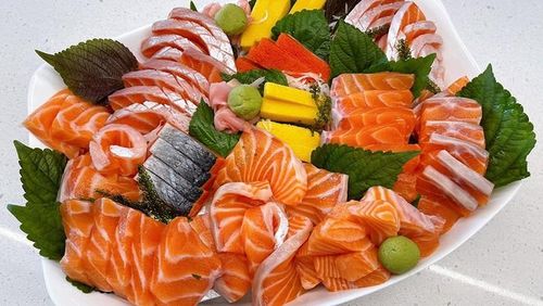 Không phải loại cá nào cũng phù hợp với người bị gout và việc kiểm soát bệnh không chỉ phụ thuộc vào một loại thực phẩm mà cần dựa trên chế độ ăn tổng thể. Ảnh M.H