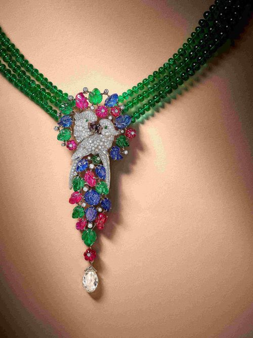  Dây chuyền Cartier Tutti Frutti được bán tại phiên đấu giá của Sotheby's, góp phần đưa thị trường đấu giá Hong Kong lập kỷ lục doanh số trong nửa cuối năm 2025. Ảnh: Sotheby's.