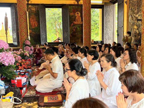 Đông đảo Phật tử tham dự Lễ nhập hạ
