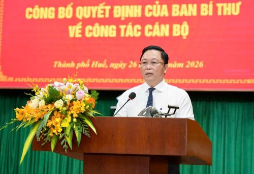 Ông Lê Trí Thanh phát biểu nhận nhiệm vụ. Ảnh: N.H