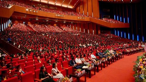 Quang cảnh lễ tốt nghiệp.