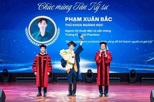 Gần 1.000 tân Tiến sĩ, tân Thạc sĩ, tân Kỹ sư và tân Cử nhân tại Lễ tốt nghiệp ĐH Phenikaa năm 2026.