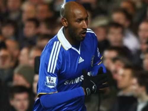  Nicolas Anelka: Real Madrid trả 23,5 triệu bảng để mua tiền đạo người Pháp từ Arsenal năm 1999. Sau khi quy đổi theo thời giá, thương vụ của chân sút khi ấy mới 20 tuổi được định giá tới 226 triệu bảng. Ảnh: Getty. 