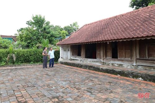 Ngôi nhà cổ của gia đình ông Nguyễn Huy Trung tại xã Trường Lưu có tuổi đời gần 180 năm.