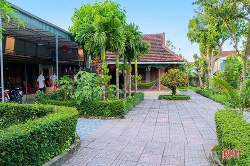 Ngôi nhà hơn 100 năm tuổi của gia đình ông Trần Quýnh tại xã Đức Quang.