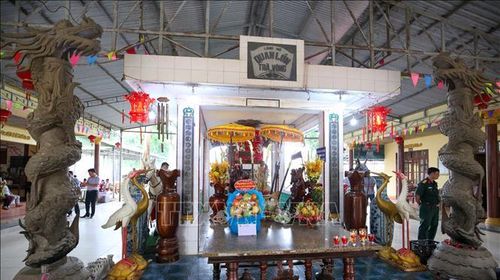 Di tích Lăng mộ Quan lớn Trà Vong, nơi lưu giữ dấu ấn lịch sử về quá trình mở đất, giữ đất của cha ông trên vùng đất Tây Ninh.