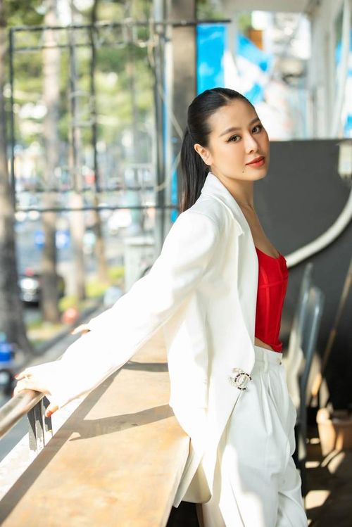 Nam Thư là gương mặt quen thuộc của màn ảnh Việt, ghi dấu ấn với nhiều vai diễn hài và điện ảnh. Ảnh: FBNV