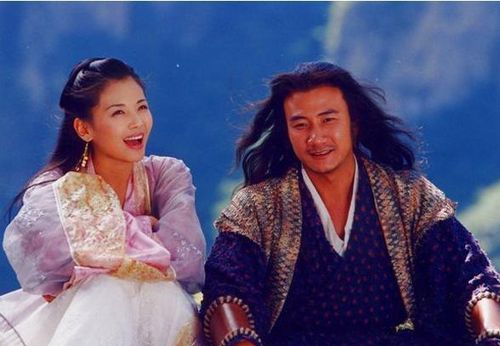 Kiều Phong và A Châu là chuyện tình bi thương nhất trong phim Kim Dung khi chính tay Kiều Phong cuối cùng lại tiễn đi người mình yêu nhất.