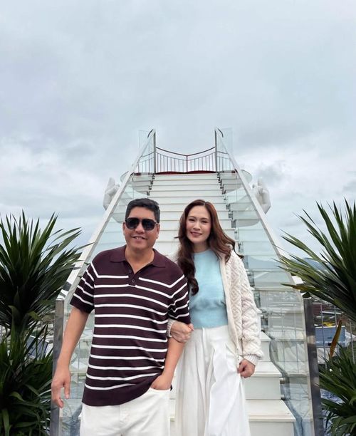 Thanh Thúy - Đức Thịnh là cặp vợ chồng nổi tiếng của showbiz Việt khiến khán giả ngưỡng mộ vì hạnh phúc. Ảnh: FBNV