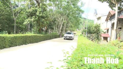 Nhiều tuyến đường giao thông nông thôn trên địa bàn tỉnh được mở rộng nhờ phong trào hiến đất làm đường.