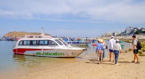Khảo sát tìm hiểu sản phẩm du lịch biển, trải nghiệm lặn ngắm san hô và các dịch vụ tại điểm du lịch Hòn Khô - Nhơn Hải (phường Quy Nhơn Đông, tỉnh Gia Lai).