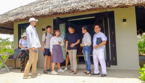  Khảo sát hệ thống lưu trú, nhà hàng và các dịch vụ tại khu nghỉ dưỡng Crown Retreat Resort Quy Nhơn (xã Cát Tiến, tỉnh Gia Lai). Ảnh: Đoan Ngọc 