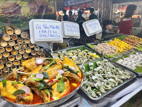 Các món ngon mang đặc trưng ẩm thực vùng ven biển (Ảnh tư liệu)
