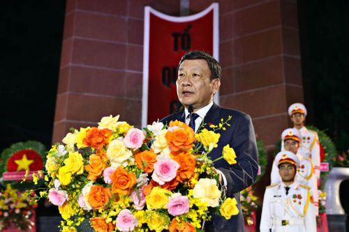 Đồng chí Bùi Thắng, Phó Bí thư Tỉnh ủy Lâm Đồng phát biểu tại buổi lễ