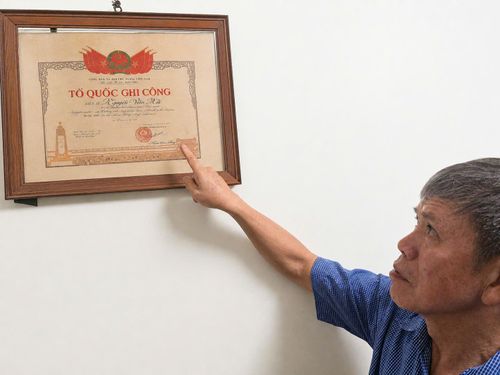 Gia đình ông Nguyễn Văn Bản đặt nhiều hy vọng vào đợt thu nhận mẫu ADN lần này sau nhiều năm tìm kiếm anh trai hy sinh trong thời kỳ kháng chiến chống Mỹ. Ảnh: PV
