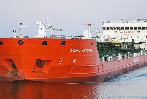 Trang Euractiv lưu ý rằng trong những tháng gần đây, các quốc gia châu Âu đã bắt giữ một số tàu bị nghi ngờ né tránh lệnh trừng phạt. Điển hình như vào tháng 3, Bỉ đã kiểm soát một tàu chở dầu ở Biển Bắc có khả năng chở khoảng 330.000 thùng dầu trị giá khoảng 26 triệu USD.