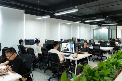 Nghề sáng tạo nội dung cũng có thể làm việc tại các doanh nghiệp. Ảnh: Phúc Uyên.