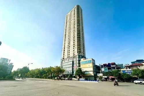Chung cư SME Hoàng Gia trên đường Tô Hiệu, phường Hà Đông. Ảnh: Trọng Nguyễn