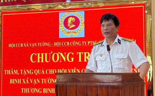 Đại diện Hội Cựu chiến binh PTSC Quảng Ngãi phát biểu tri ân