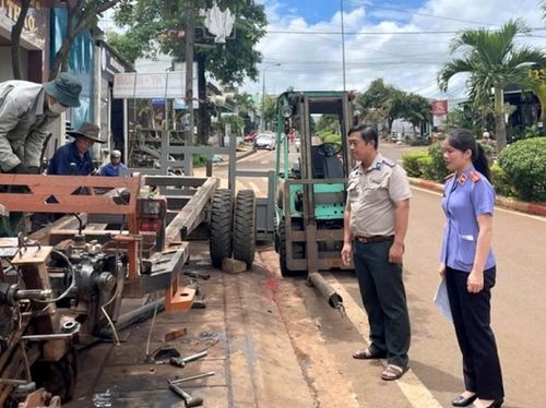  Trong quá trình tiêu hủy, Kiểm sát viên đã kiểm sát toàn bộ quy trình thực hiện, bảo đảm phương pháp tiêu hủy phù hợp với từng loại vật chứng.