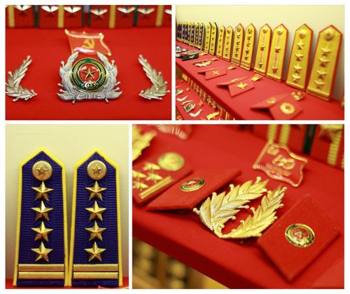 Với Đại đức, mỗi hiện vật đều bình đẳng vì phía sau đó là những năm tháng cống hiến cho Tổ quốc.
