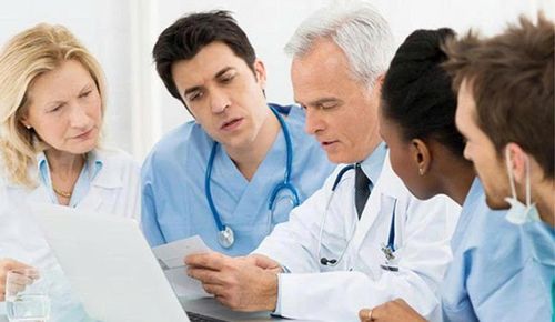 Nhiều chuyên gia lo ngại “lời khuyên y tế” từ các công cụ AI như ChatGPT ẩn chứa nhiều rủi ro lớn, thậm chí nguy hiểm tính mạng. Ảnh: Media.assettype