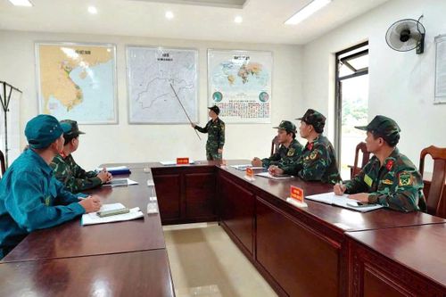 Ban CHQS xã Krông Nô tổ chức luyện tập chuyển trạng thái sẵn sàng chiến đấu năm 2026