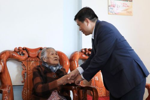 Lãnh đạo tỉnh Lâm Đồng luôn thể hiện sự tri ân đối với công lao của những người đã cống hiến, hi sinh cho đất nước