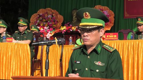 Lãnh đạo Ban Chỉ huy Bộ đội Biên phòng tỉnh phát biểu tại lễ bế giảng - Ảnh: H.N
