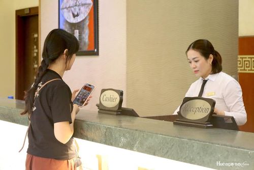 Chủ động rà soát, đảm bảo phòng lưu trú cho du khách và làm tốt công tác khai báo lưu trú, khai báo thuế, chống thất thu thuế là yêu cầu đặt ra tại buổi làm việc