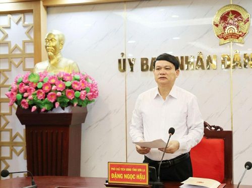 Phó Chủ tịch UBND tỉnh Sơn La Đặng Ngọc Hậu kết luận cuộc họp.