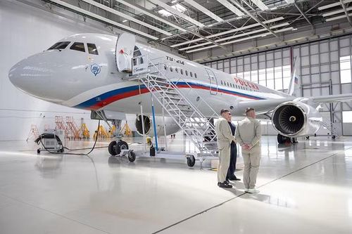 Trước đó vào tháng 1/2026, ông Yuri Abrosimov đã được bổ nhiệm giữ chức Giám đốc điều hành tạm quyền của Nhà máy Hàng không Kazan, nhân vật này bị phản đối dữ dội khi không có kinh nghiệm trong ngành hàng không.