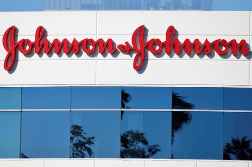  Văn phòng công ty Johnson &amp; Johnson tại Irvine, bang California, (Mỹ). Ảnh: Reuters. 