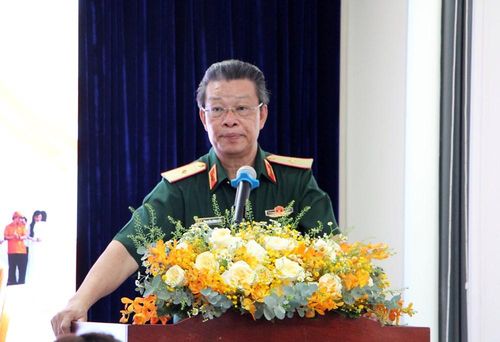 Thiếu tướng, PGS.TS, Thầy thuốc nhân dân Nguyễn Hồng Sơn, Chủ tịch Hội Nạn nhân chất độc da cam/dioxin TP.HCM phát biểu tại chương trình