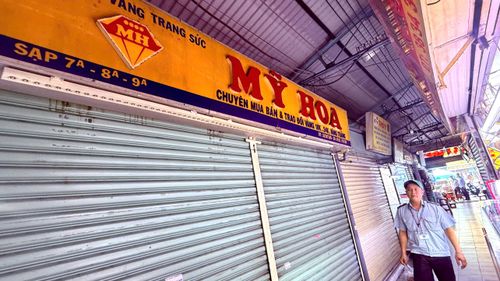  Tiệm vàng Mỹ Hoa trong chợ Vườn Chuối đóng cửa. Ảnh: NHUNG NGUYỄN 