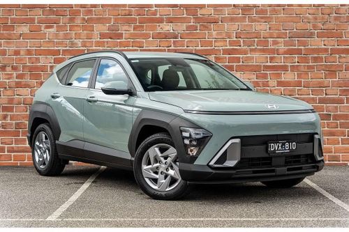 Hyundai Kona bản hiện hành có cả biến thể hybrid và thuần điện.