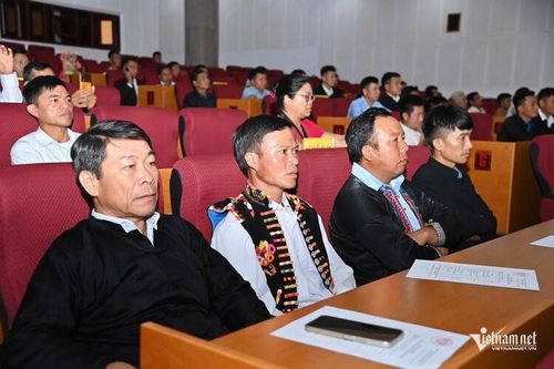 Các trưởng bản, Người có uy tín tiêu biểu của các xã biên giới Lai Châu tại chương trình "Điểm tựa bản làng"