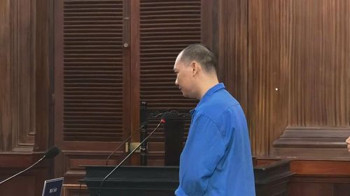  Bị cáo Nguyễn Hoài Nghĩa, nguyên Cố vấn chiến lược Công ty TNHH Kinh doanh Giải pháp Nhà Tiến Phát, tại phiên xét xử.