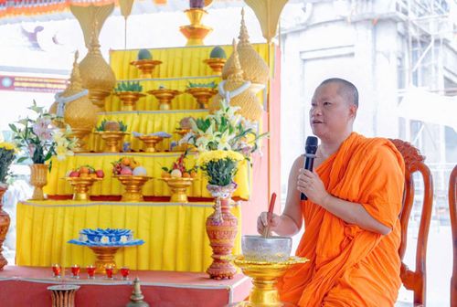 Đại đức Châu Hoài Thái, Trụ trì chùa Tông Kim Quang, xã Phú Giáo (TP Hồ Chí Minh).