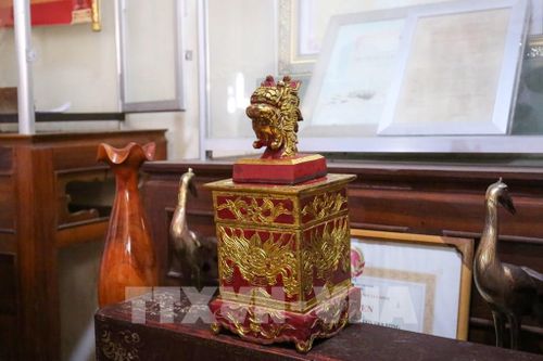 Sắc ấn của Quan lớn Trà Vong được Ban Quản lý lưu giữ, bảo quản tại Di tích Lăng mộ Quan lớn Trà Vong. Ảnh: Giang Phương - TTXVN