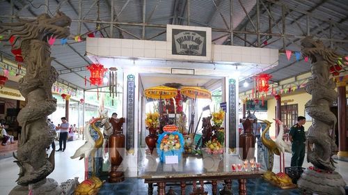 Di tích Lăng mộ Quan lớn Trà Vong, nơi lưu giữ dấu ấn lịch sử về quá trình mở đất, giữ đất của cha ông trên vùng đất Tây Ninh. Ảnh: Giang Phương - TTXVN