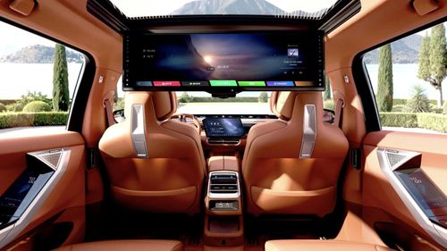 Không gian nội thất BMW X5 L tại Trung Quốc. Ảnh: Carscoops