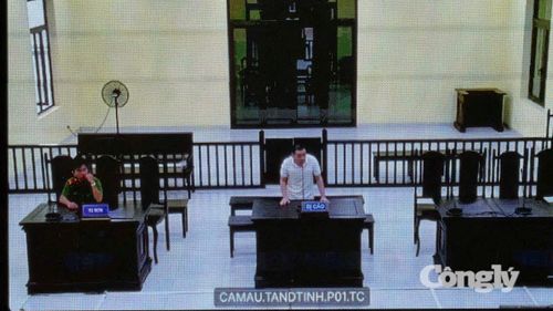 Nguyễn Thế Tài đang bị tạm giam trong một vụ án khác, HĐXX tổ chức xét xử trực tuyến đối với bị cáo này từ điểm cầu cơ sở giam giữ tại tỉnh Cà Mau.