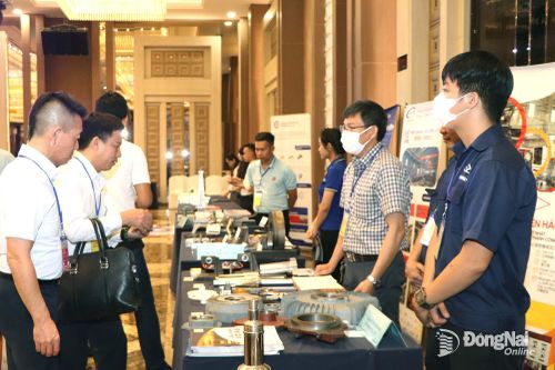 Doanh nghiệp Nhật Bản và Việt Nam quảng bá, giới thiệu các sản phẩm tại Hội nghị kết nối giao thương Việt - Nhật tại Đồng Nai năm 2025.