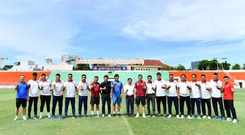 Các học viên của khóa đào tạo chứng chỉ HLV thủ môn cấp độ A của AFC thứ hai được tổ chức tại Việt Nam. Ảnh: An Nguyên 