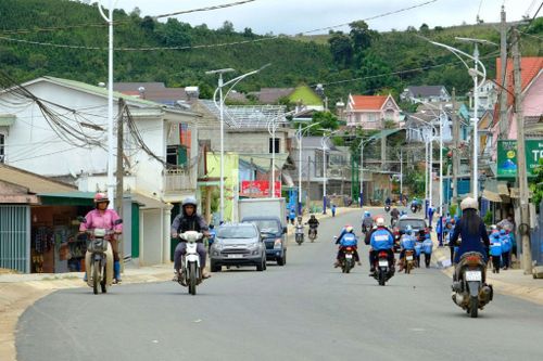 Hệ thống hạ tầng xã Lạc Dương được đầu tư đồng bộ, khang trang